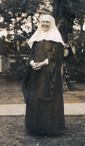 Eva Lee Matthews, Monastic, 1928